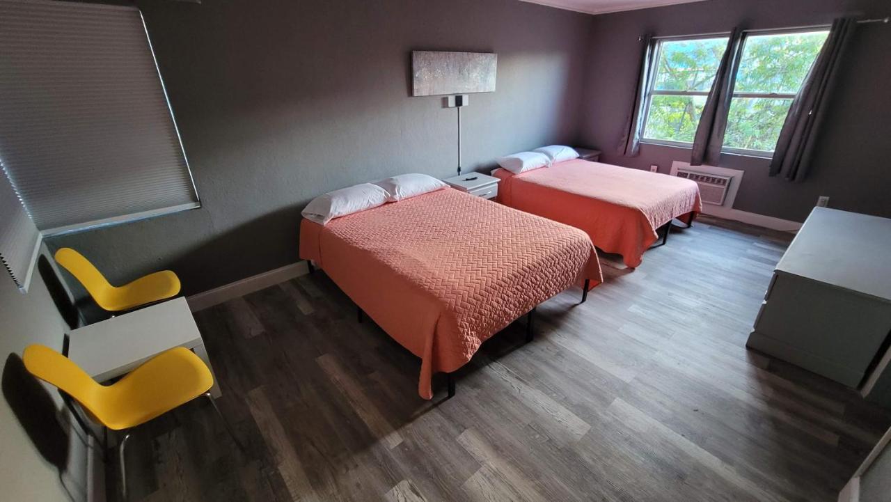 Motel Travel Pierce 2*